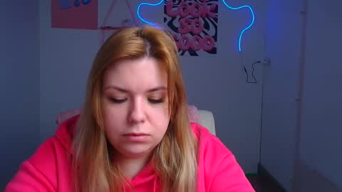 Snapshot of midnightmariana chatting on December 2025 06:20:02 AM Mariana online show from December 2025 06:20:02 AM