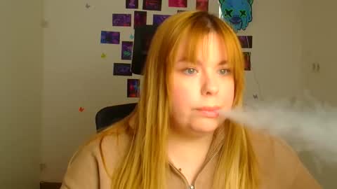 Snapshot of midnightmariana chatting on February 2026 12:22:02 PM Mariana online show from February 2026 12:22:02 PM