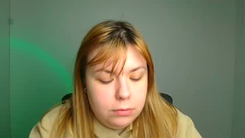 Snapshot of midnightmariana chatting on March 2026 06:19:01 AM Mariana online show from March 2026 06:19:01 AM