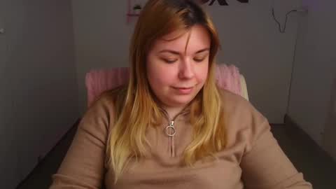 Snapshot of midnightmariana chatting on March 2026 12:34:02 PM Mariana online show from March 2026 12:34:02 PM
