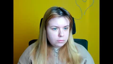 Snapshot of midnightmariana chatting on March 2026 12:21:02 PM Mariana online show from March 2026 12:21:02 PM