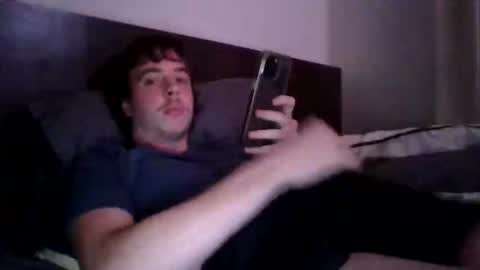Snapshot of midnightoperator1 chatting on May 2026 09:25:01 AM midnightoperator1 online show from May 2026 09:25:01 AM