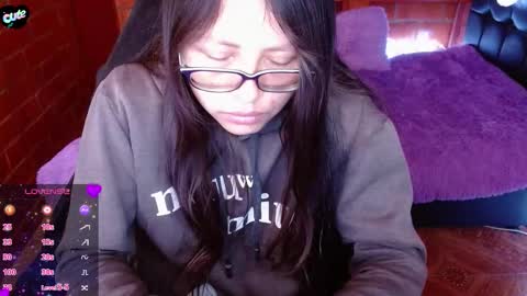 Snapshot of midoriquinn chatting on March 2026 03:05:02 PM Midori 7u7 online show from March 2026 03:05:02 PM