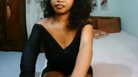 miel_07 online show from April 2026 07:25:02 AM