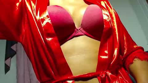 mielsquirt online show from September 2025 08:28:01 AM