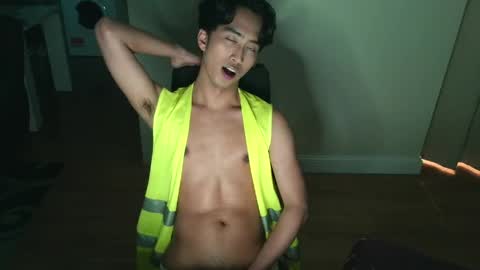 Snapshot of mierllanos240057 chatting on April 2026 06:32:02 PM CLover online show from April 2026 06:32:02 PM