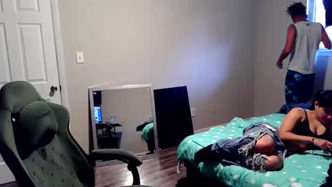 Snapshot of mifriend1998 chatting on March 2026 11:11:02 PM mifriend1998 online show from March 2026 11:11:02 PM