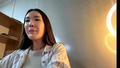 Snapshot of migdaliafenlon chatting on September 2025 02:28:02 PM Nova online show from September 2025 02:28:02 PM