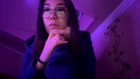 Snapshot of migdaliafenlon chatting on October 2025 01:57:02 PM Nova online show from October 2025 01:57:02 PM