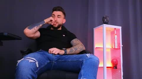 MightyAaron online show from February 2025 03:04:01 AM