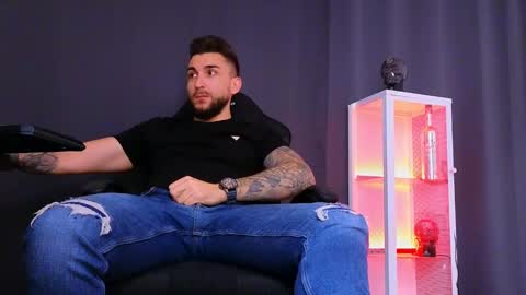 MightyAaron online show from February 2025 09:13:02 AM