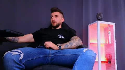 MightyAaron online show from February 2025 03:31:02 PM