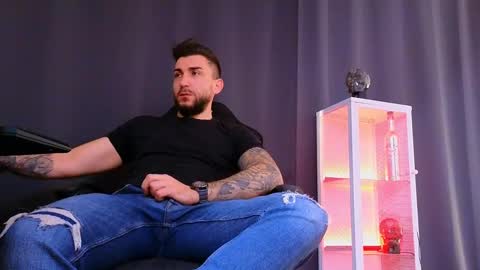 MightyAaron online show from March 2025 07:49:02 AM