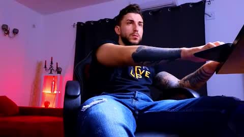 MightyAaron online show from September 2025 01:27:02 AM