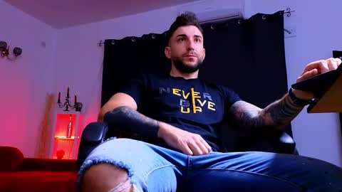 MightyAaron online show from October 2025 02:41:01 AM