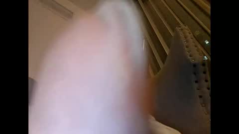 Snapshot of mightymandingo chatting on April 2026 06:40:01 AM Mightymandingo online show from April 2026 06:40:01 AM