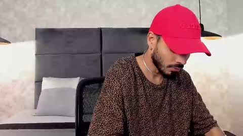 miguelsanfrancisco online show from September 2025 12:05:01 PM