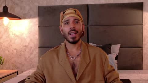 miguelsanfrancisco online show from April 2026 06:12:02 PM