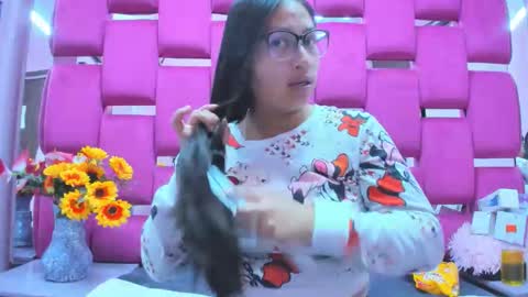 Snapshot of miha_smith chatting on November 2025 04:07:02 AM Miha online show from November 2025 04:07:02 AM