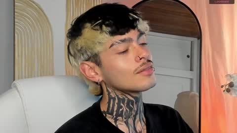 Snapshot of mihailleroy chatting on December 2024 08:54:02 PM MIHAIL LEROY finally independent model online show from December 2024 08:54:02 PM