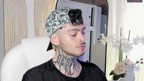 Snapshot of mihailleroy chatting on December 2024 12:33:01 AM MIHAIL LEROY finally independent model online show from December 2024 12:33:01 AM