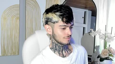 Snapshot of mihailleroy chatting on December 2024 11:28:01 PM MIHAIL LEROY finally independent model online show from December 2024 11:28:01 PM