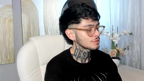 Snapshot of mihailleroy chatting on February 2025 11:13:01 PM MIHAIL LEROY finally independent model online show from February 2025 11:13:01 PM