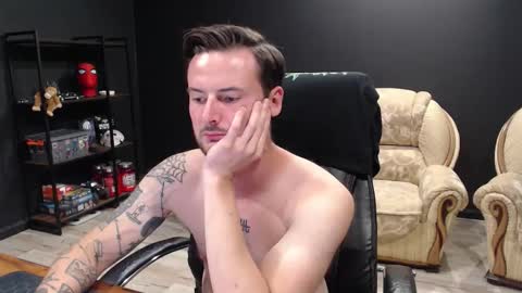 Misha Winchester online show from September 2025 05:12:02 PM