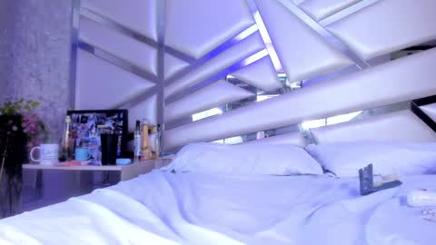 MIA 3 online show from January 2025 06:56:01 AM