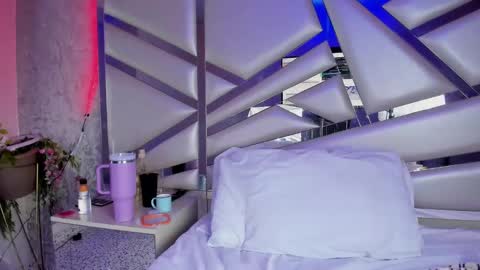 MIA 3 online show from March 2025 08:45:01 AM