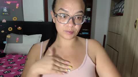 Snapshot of miia_big1boobs chatting on February 2025 12:30:01 AM  miia big1boobs online show from February 2025 12:30:01 AM