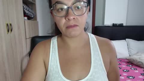 Snapshot of miia_big1boobs chatting on March 2025 06:34:01 PM  miia big1boobs online show from March 2025 06:34:01 PM