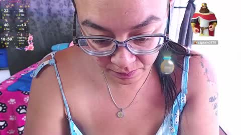 Snapshot of miia_big1boobs chatting on September 2025 03:05:01 PM  miia big1boobs online show from September 2025 03:05:01 PM