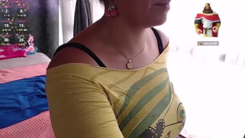 Snapshot of miia_big1boobs chatting on October 2025 03:25:01 PM  miia big1boobs online show from October 2025 03:25:01 PM