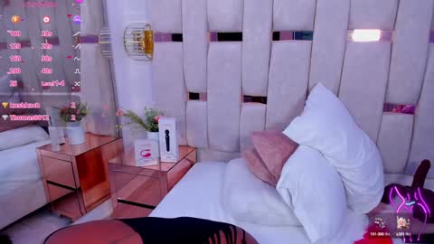 Miia Schwarz  online show from January 2025 01:45:02 AM