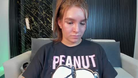 Miia 3 online show from December 2024 05:26:02 PM