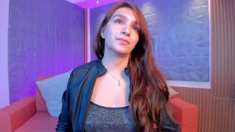 Miia 3 online show from February 2025 03:47:01 PM