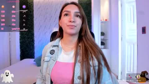 Miia 3 online show from October 2025 12:17:02 PM