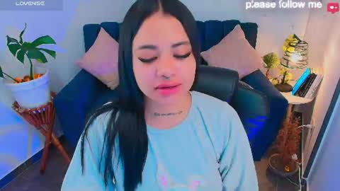 Snapshot of miiaa7_ chatting on June 2026 11:25:02 AM Ma is my name I invite you to check out my wish list for my birthday online show from June 2026 11:25:02 AM