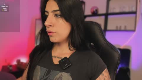 Snapshot of miiaa_stone chatting on April 2026 01:31:01 PM miiaa stone online show from April 2026 01:31:01 PM