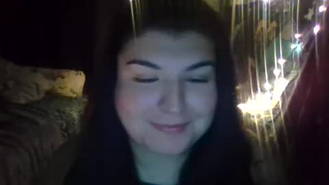 Snapshot of miiameows chatting on December 2024 10:19:02 AM mamimeows online show from December 2024 10:19:02 AM