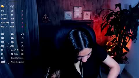 Snapshot of miichael_black chatting on November 2025 10:01:01 PM Michael Black online show from November 2025 10:01:01 PM