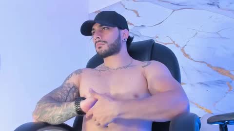 Snapshot of miike_stone1 chatting on September 2025 12:54:02 PM Daniel online show from September 2025 12:54:02 PM