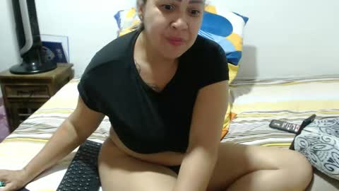 Snapshot of miilu74 chatting on November 2025 06:07:02 PM Miilu74 online show from November 2025 06:07:02 PM