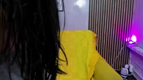 miilu  online show from November 2025 03:45:02 AM