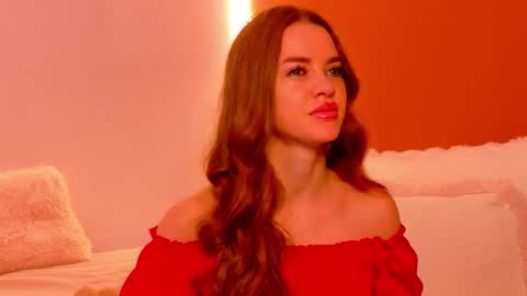 Amira online show from December 2025 05:59:01 AM