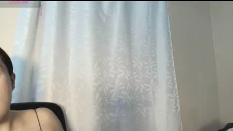 Snapshot of miiss_emmy chatting on September 2025 05:38:02 PM Emmy online show from September 2025 05:38:02 PM