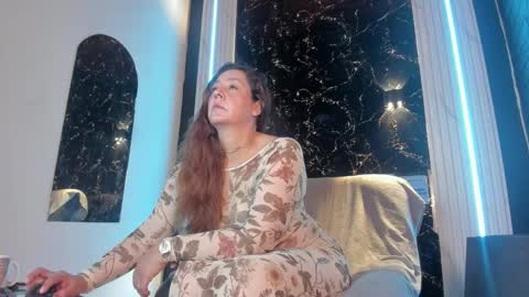 miiss_evaa online show from October 2025 11:28:01 AM