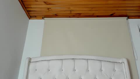 Snapshot of miiss_scarlett1 chatting on December 2024 01:02:02 AM Scarlett online show from December 2024 01:02:02 AM