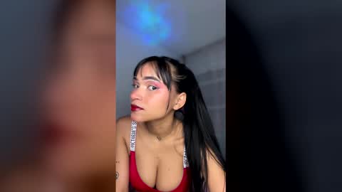 Snapshot of miiss_scarlett1 chatting on April 2026 11:35:01 PM Scarlett online show from April 2026 11:35:01 PM